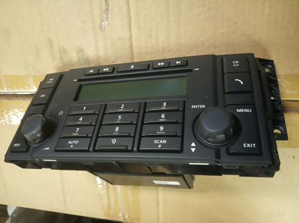 Панель магнитолы Land Rover Freelander 2 07-14 HSE