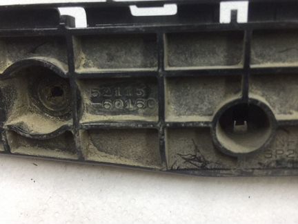 Кронштейн переднего бампера правый prado150