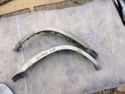 Расширитель крыльев Nissan Mistral, KR20, R20