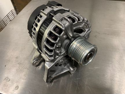 Генератор Mercedes-Benz A0009060922 W205