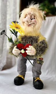 Кукла интерьерная