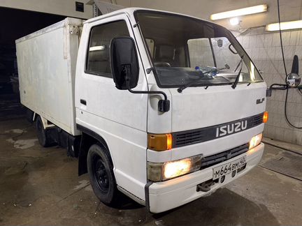 Isuzu elf рефрижератор