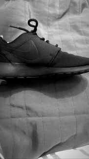 Чёрные Кроссы женские Nike