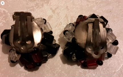 Клипсы чехословакия 2 пары.1960х