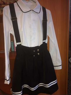 Черный сарафан с блузкой