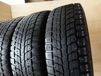 265 60 18 Dunlop SP Winter ICE 01 139S