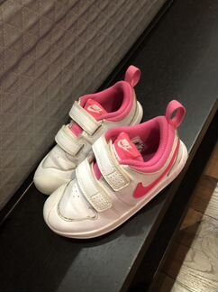 Кроссовки Nike 26 размер