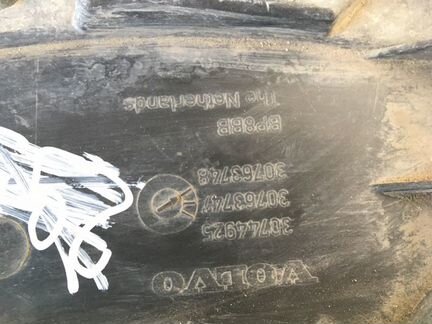 Дефлектор воздушный Volvo V70 B4204T7 2012