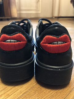 Женская обувь