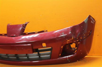 Бампер передний Nissan Tiida C11 2004-2013