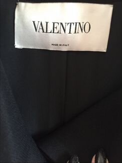 Шикарное пальто Valentino. Оригинал. Новое