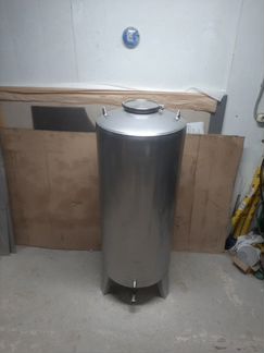 Бак,ёмкость 200л.из нержавейки