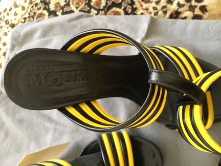 Босоножки Alexander McQueen