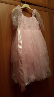 Платье празднчное