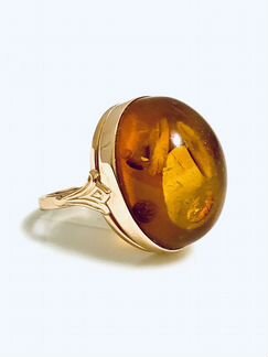 Золотое кольцо с янтарем 583 проба