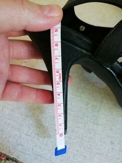 Босоножки новые H&M