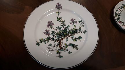 Тарелки из сервиза Ботаника Villeroy&Boch