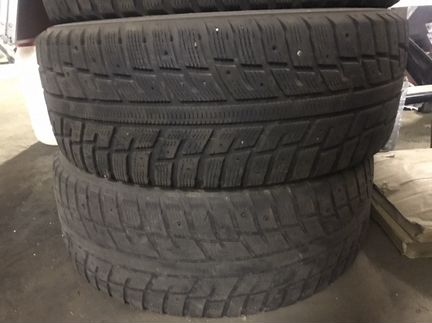Комплект зима kumho izen KIV 22 225/55 R17