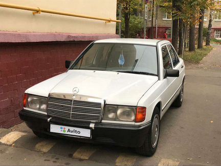 Mercedes-Benz 190 (W201) 2.0 МТ, 1988, 567 494 км
