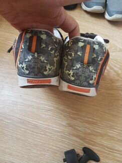 Роликовые кроссовки heelys