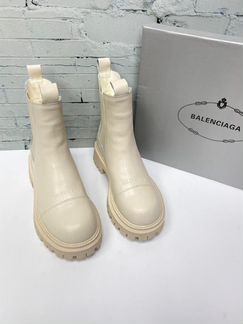 Зимние ботинки Balenciaga