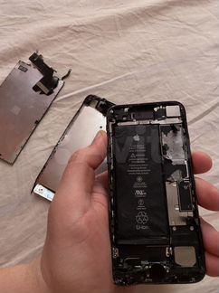 iPhone 7 разбит