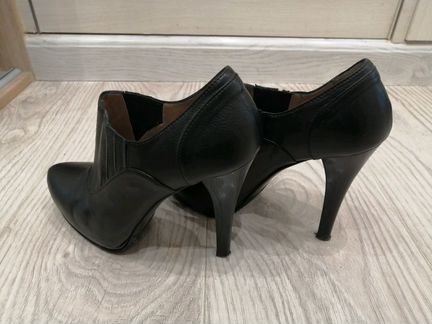 Продам Ботильоны fabiani