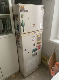 Холодильник Samsung