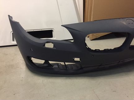 Новый бампер на Бмв ф10 рестайлинг в наличии