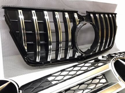 Решетка радиатора Mercedes GL x164 рестайлинг