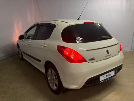 Peugeot 308 1.6 AT, 2012, 90 000 км
