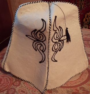 Шапка для бани,кисточка,сваляна вручную