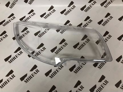Стекло фары левое/правое Skoda Superb 2009-2013