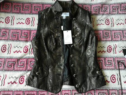 Костюм жилет и брюки р.46