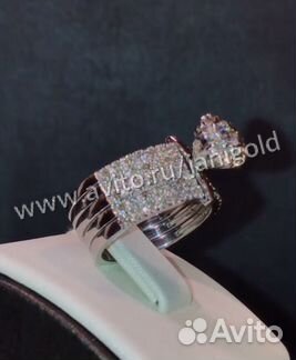 Золотое кольцо с бриллиантами