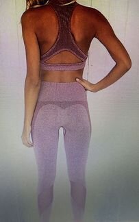 Бесшовный костюм для фитнеса и йоги