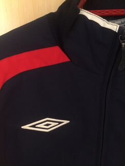 Куртка umbro новая