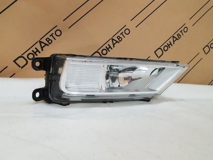Фара противотуманная правая Volkswagen Tiguan 2