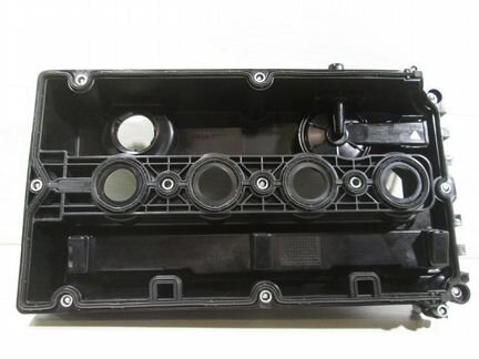 Клапанная крышка Опель Шевроле 1.6/1.8 4781813