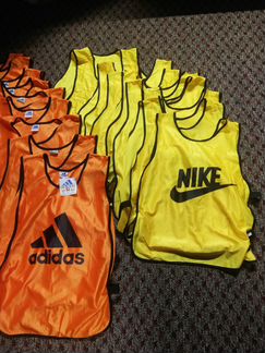 Жилет манишка для игры в футбол Nike и Adidas