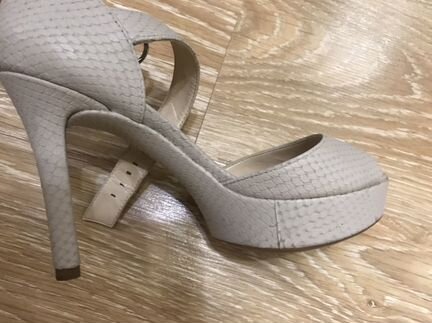 Кожаные Босоножки Unisa 35 размер