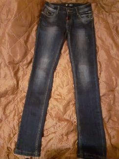 Джинсы.р.26