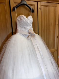 Легендарное свадебное платье от Vera Wang White