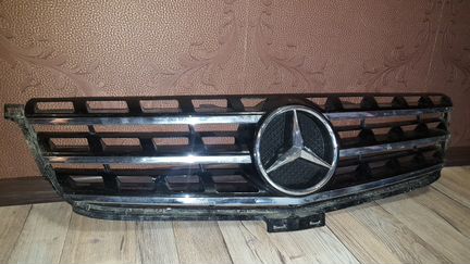 Решетка Mercedes Benz ML166 A16688000859040