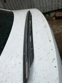 Camry v30 молдинг крышки багажника