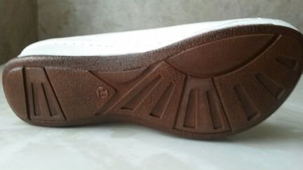 Шлёпанцы женские. Новые. Benta. Размер 38