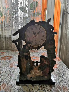 Часы настольные кварцевые 