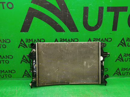 Радиатор охлаждения Hyundai Elantra 6 2015