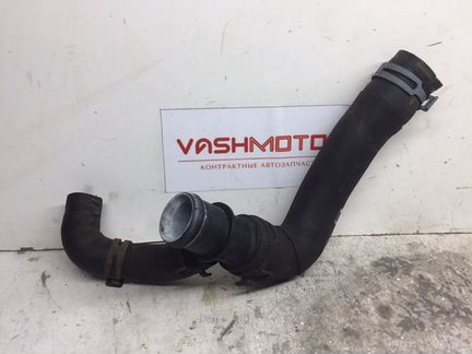 Патрубок системы охлаждения Volkswagen Passat B7