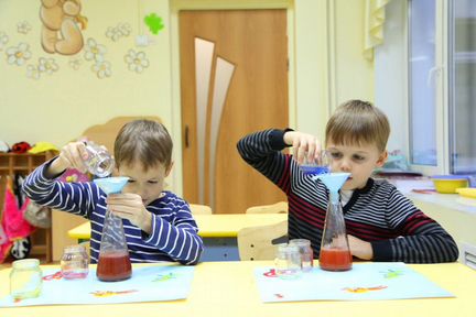 Зарина Ивантер - Курс «Научная лаборатория», 4-7ле